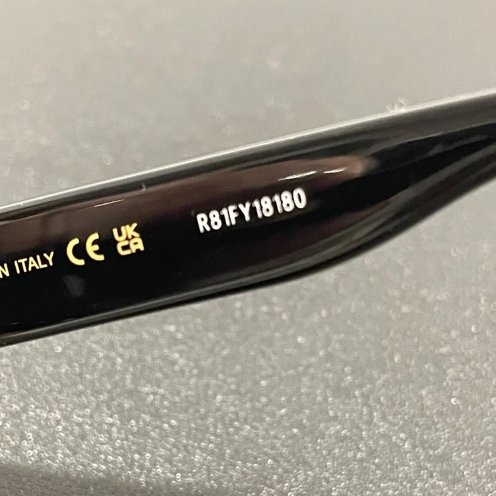 Gucci Sunglasses NWT (JB1359)